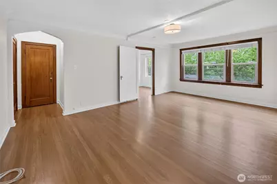 124 Warren Avenue N #208, Seattle, WA 98109 - Photo 6