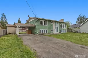 1817 S 262nd Pl, Des Moines, WA 98198 - Photo 2