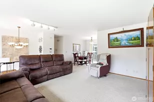 1817 S 262nd Pl, Des Moines, WA 98198 - Photo 4
