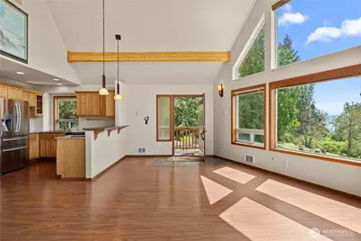 2131 Wagner Rd, Camano Island, WA 98282 - Photo 18