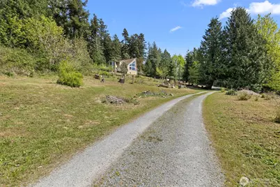 2131 Wagner Rd, Camano Island, WA 98282 - Photo 4