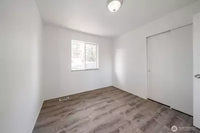 9925 S 242nd Place, Kent, WA 98030 - Photo 18