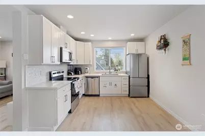 9251 S Park Avenue, Tacoma, WA 98444 - Photo 4