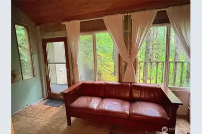 64011 E Cascade Drive, Marblemount, WA 98267 - Photo 2