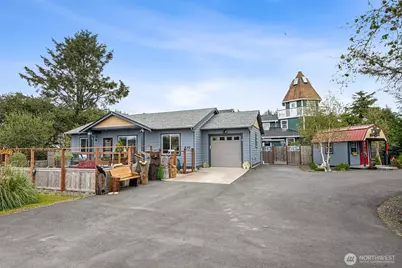 830 Wawona Avenue SW, Ocean Shores, WA 98569 - Photo 2