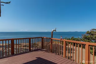 2345 W Beach Rd, Oak Harbor, WA 98277 - Photo 32