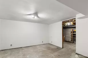 320 E Main St, Centralia, WA 98531 - Photo 26