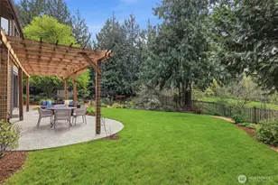 24135 SE 16th Pl, Sammamish, WA 98075 - Photo 32