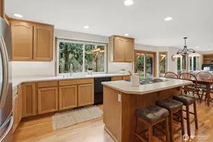 24135 SE 16th Pl, Sammamish, WA 98075 - Photo 12