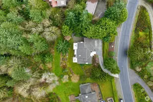 2420 Squak Mountain Loop SW, Issaquah, WA 98027 - Photo 36