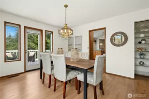 2420 Squak Mountain Loop SW, Issaquah, WA 98027 - Photo 6
