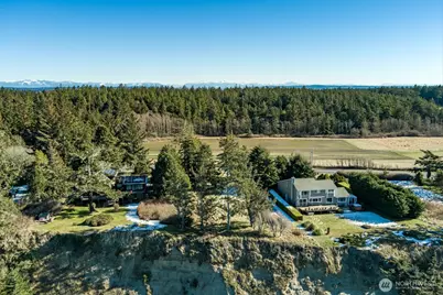 2089 West Beach Road, Oak Harbor, WA 98277 - Photo 10