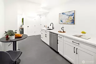 2500 Lorentz Pl N, Seattle, WA 98109 - Photo 28