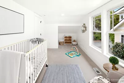 2500 Lorentz Place N, Seattle, WA 98109 - Photo 20