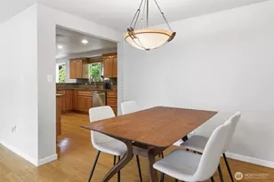 826 Maplewood Ave, Kent, WA 98030 - Photo 4