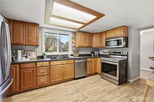 1851 NW Circle Dr N, Poulsbo, WA 98370 - Photo 10