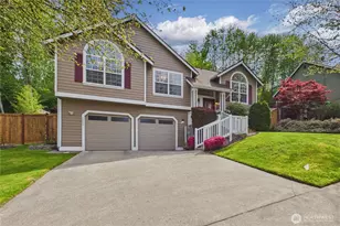 1995 Miss Ellis Loop NE, Poulsbo, WA 98370 - Photo 1