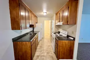 1104 E 14th Ave, Ellensburg, WA 98926 - Photo 2