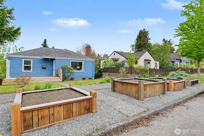 7537 21st Avenue NE, Seattle, WA 98115 - Photo 1