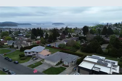 3805 N Avenue W, Anacortes, WA 98221 - Photo 36