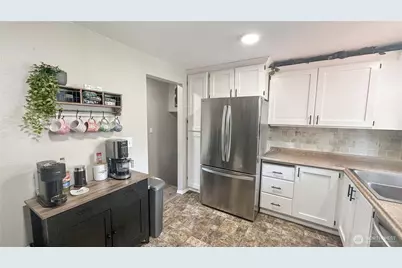 7802 Royal Oak Drive SE, Olympia, WA 98503 - Photo 10