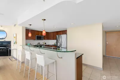 2929 1st Avenue #200, Seattle, WA 98121 - Photo 16