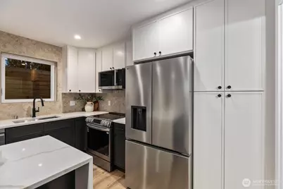 7134 34th Avenue SW, Seattle, WA 98126 - Photo 18