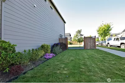 6717 281st Place NW, Stanwood, WA 98292 - Photo 32