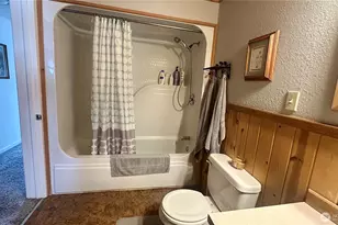 400 Bluff St, Winthrop, WA 98862 - Photo 16
