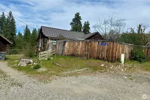 400 Bluff St, Winthrop, WA 98862 - Photo 40