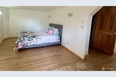 400 Bluff Street, Winthrop, WA 98862 - Photo 32