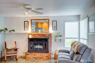 1711 25th H Ct, Anacortes, WA 98221 - Photo 4