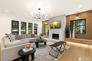 10630 SE 22nd St, Bellevue, WA 98004 - Photo 4