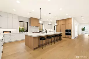 10630 SE 22nd St, Bellevue, WA 98004 - Photo 14