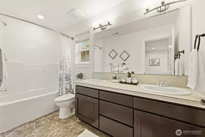 18928 10th Drive SE, Bothell, WA 98012 - Photo 16