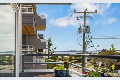 3142 Alki Avenue SW #303, Seattle, WA 98116 - Photo 6