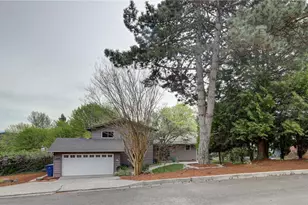 13528 95th Ave NE, Kirkland, WA 98034 - Photo 2