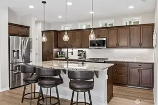 19115 144th St E, Bonney Lake, WA 98391 - Photo 10
