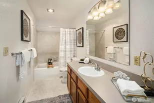 7518 24th Ave NW, Seattle, WA 98117 - Photo 18