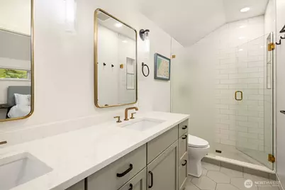 4220 NE 85th Street, Seattle, WA 98115 - Photo 20