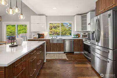 11410 83rd Place NE, Kirkland, WA 98034 - Photo 4