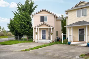 1814 N 30th St, Mount Vernon, WA 98273 - Photo 2