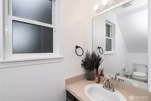 1814 N 30th St, Mount Vernon, WA 98273 - Photo 10