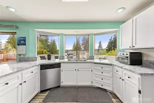 10023 Whitecap Dr NW, Olympia, WA 98502 - Photo 6