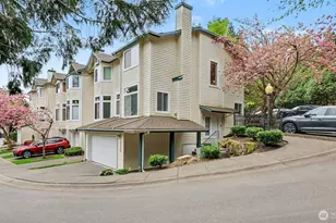 2170 NW Pacific Yew Pl, Issaquah, WA 98027 - Photo 2