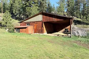 1092 Aeneas Valley Rd, Tonasket, WA 98855 - Photo 18