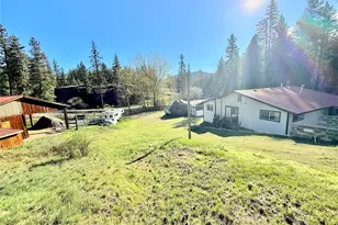 1092 Aeneas Valley Rd, Tonasket, WA 98855 - Photo 8