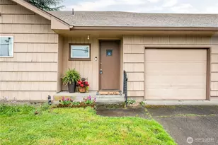 302 23rd Ave, Longview, WA 98632 - Photo 2