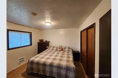 663 Whiskey Creek Beach Road, Port Angeles, WA 98363 - Photo 16