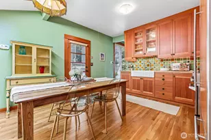 1514 NE 70th St, Seattle, WA 98115 - Photo 18